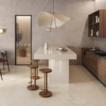 S072Sixty-Sabbia-80x80-Fango-60x120-Amb-Cucina