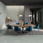 S072Sixty-Salvia-80x80-40x80-Minibrick-Matt-e-Lux-Antracite-Amb-Sala-di-Pranzo
