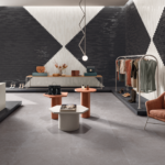 S077Totalook-Grigio-Bianco-Antracite-80x80-6x24-Majolica-Bianco-Nero-Lux-Matt-Amb-Negozio