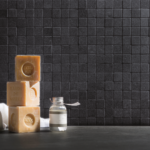 S080Cornerstone-Slate-Black-Nat-Mosaico-Particolare-Bagno