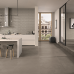 S088Tr3nd-Smoke-90x90-20x120-Grey-12-5x25-Amb-Cucina