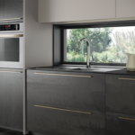 S187Metallica-Dark-120x278-Part-Amb-Cucina-2